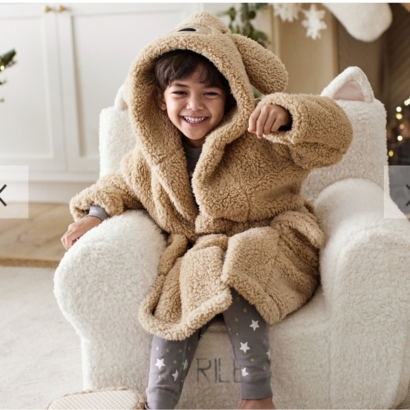 NWT: Plush Kids Robe - Picture 2 of 9